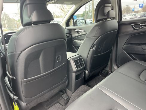 Used 2026 Kia Sportage SX Prestige image 21