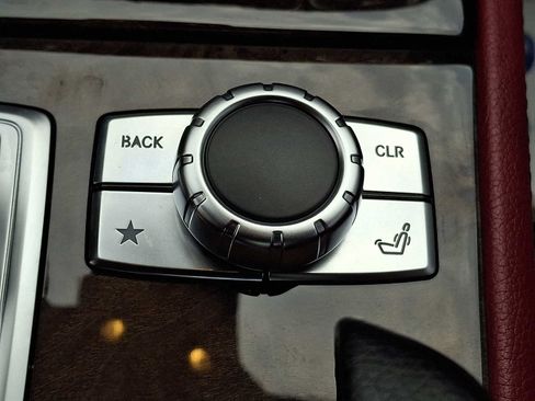 Used 2014 Mercedes-Benz SL 550 image 20