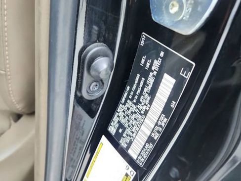 Used 2018 Lexus GX 460 Premium w/ Premium Package image 65