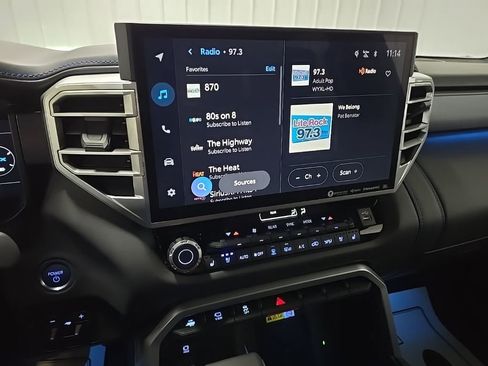 Used 2024 Toyota Sequoia Platinum AWD/4WD image 26