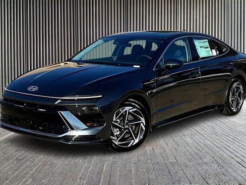 New 2026 Hyundai Sonata SEL image 2