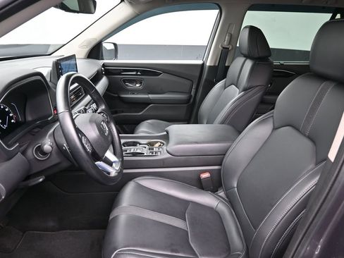 Certified 2023 Honda Pilot Touring image 25