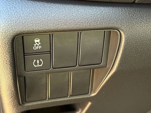 Used 2018 Honda CR-V LX image 20