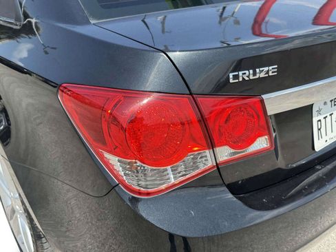 Used 2011 Chevrolet Cruze LTZ FWD image 13