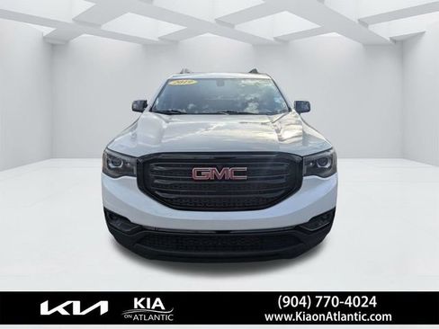Used 2019 GMC Acadia SLT w/ Black Edition image 7