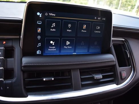 Used 2022 Chevrolet Tahoe LT w/ Luxury Package RWD image 12