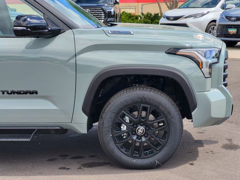 New 2026 Toyota Tundra Limited w/ Limited PVM Package AWD/4WD image 6