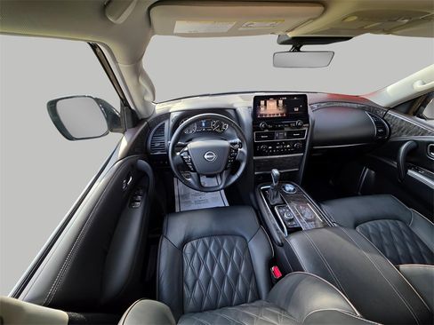 Used 2024 Nissan Armada Platinum w/ Captain's Chairs Package image 19