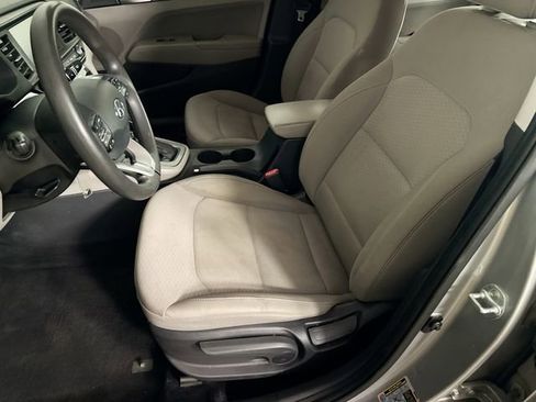 Used 2020 Hyundai Elantra SEL FWD image 20