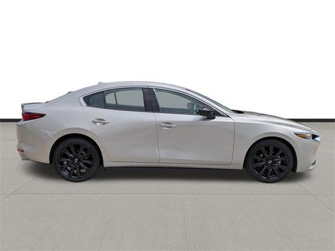 Certified 2023 MAZDA MAZDA3 2.5 Turbo Sedan w/Premium Plus image 4