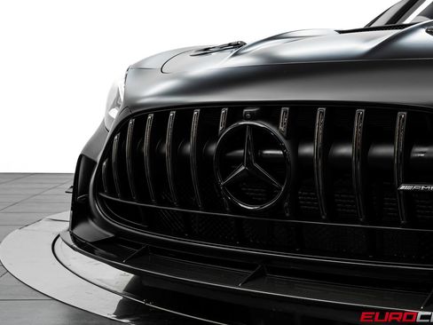 Used 2021 Mercedes-Benz AMG GT Black Series image 12