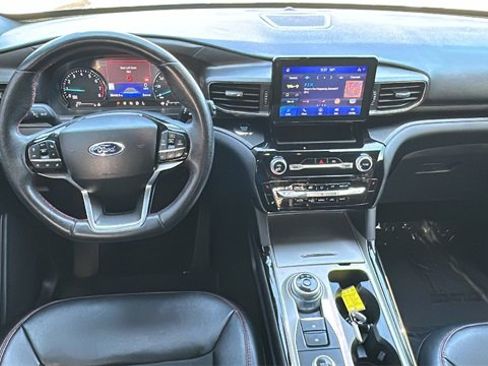 Used 2022 Ford Explorer ST-Line w/ Class IV Trailer Tow Package image 22