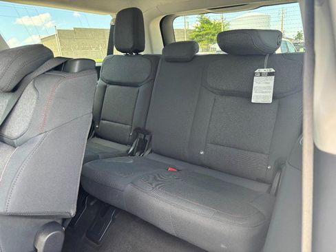 Used 2025 Ford Expedition Max XL AWD/4WD image 13