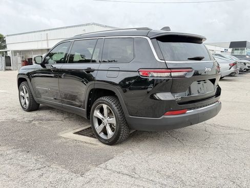 Used 2022 Jeep Grand Cherokee L Limited RWD image 7