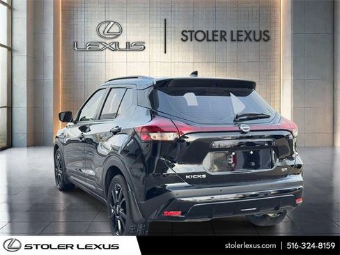 Used 2023 Nissan Kicks SR w/ SR Premium Package image 6