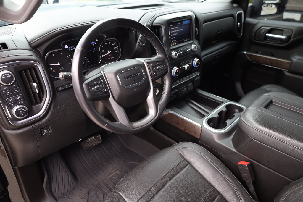 Used 2021 GMC Sierra 3500 Denali w/ Denali Ultimate Package AWD/4WD image 12