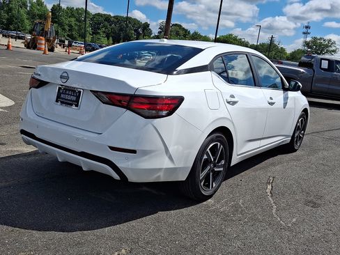 Certified 2025 Nissan Sentra SV FWD image 7