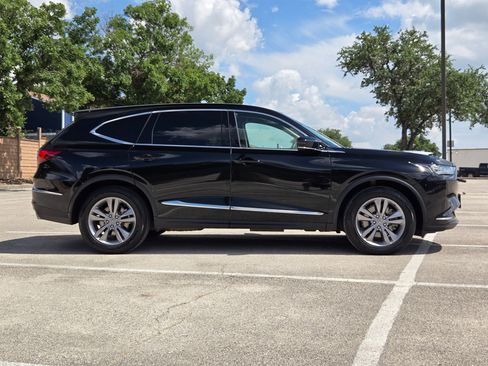 Certified 2024 Acura MDX SH-AWD image 3