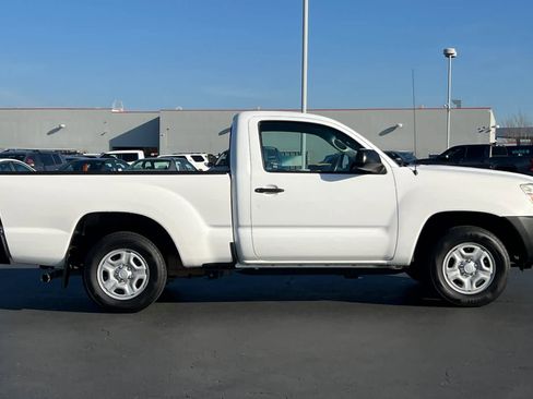 Used 2014 Toyota Tacoma 2WD Regular Cab image 6