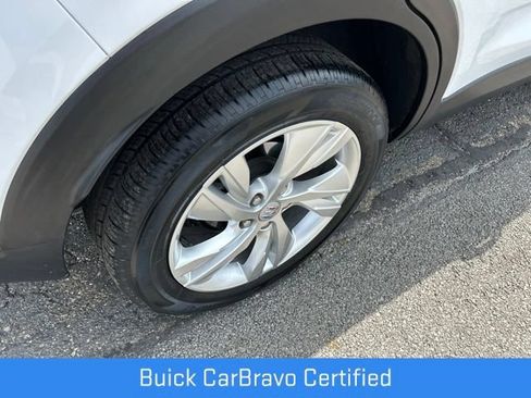 Certified 2025 Buick Encore GX Preferred AWD/4WD image 19