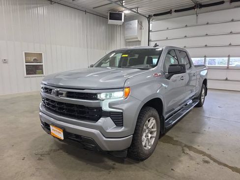 Used 2024 Chevrolet Silverado 1500 RST AWD/4WD image 4