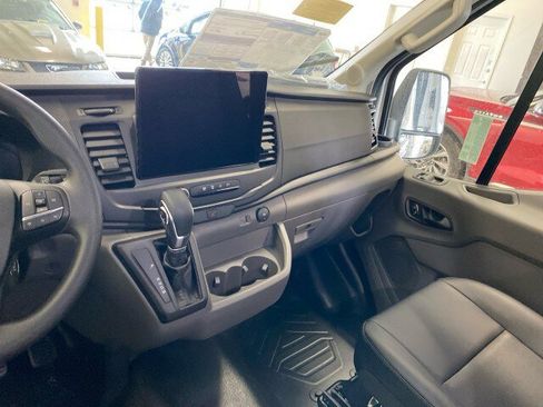 New 2026 Ford Transit 250 148 Medium Roof image 11