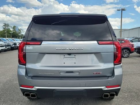 Certified 2025 GMC Yukon XL Denali AWD/4WD image 10