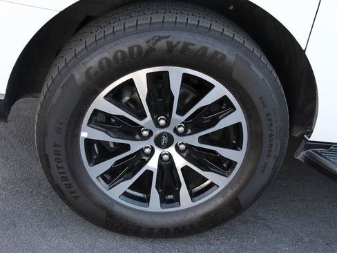 Used 2023 Ford Expedition Max XLT AWD/4WD image 40