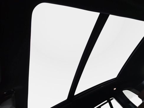 New 2026 BMW X5 sDrive40i image 19