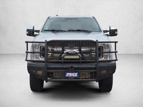 Used 2019 Ford F250 XLT w/ XLT Premium Package AWD/4WD image 2