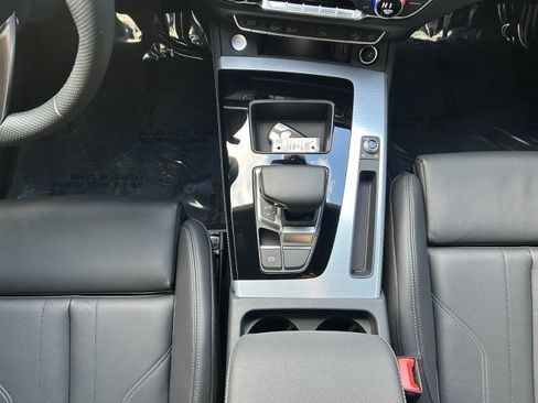 Certified 2025 Audi Q5 2.0T Premium Plus w/ Premium Plus Package image 16