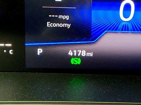 Used 2025 Volkswagen Jetta Sport FWD image 13