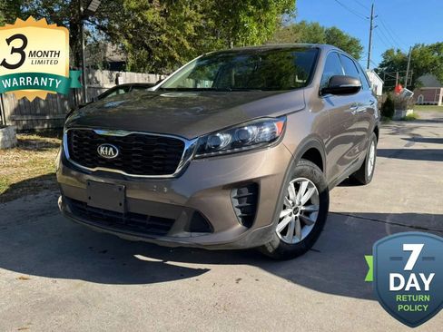 Used 2019 Kia Sorento FWD image 1