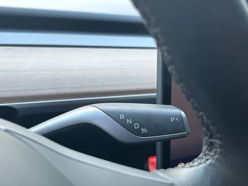 Used 2024 Tesla Model Y Long Range image 20