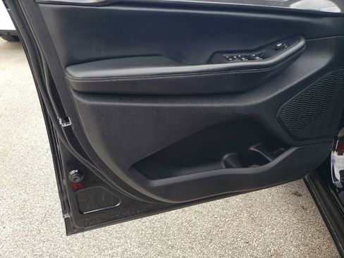 Used 2023 Jeep Grand Cherokee Altitude image 29