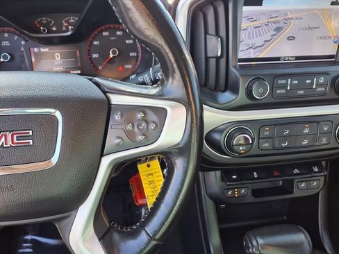 Used 2016 GMC Canyon SLT w/ Driver Alert Package image 12