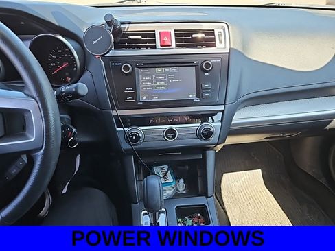 Used 2017 Subaru Outback 2.5i w/ Popular Package #2 image 10