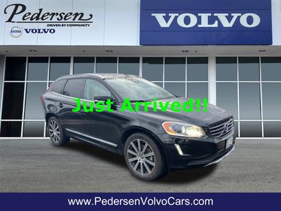 Used 2017 Volvo XC60 T6 Inscription w/ Preferred Option Package