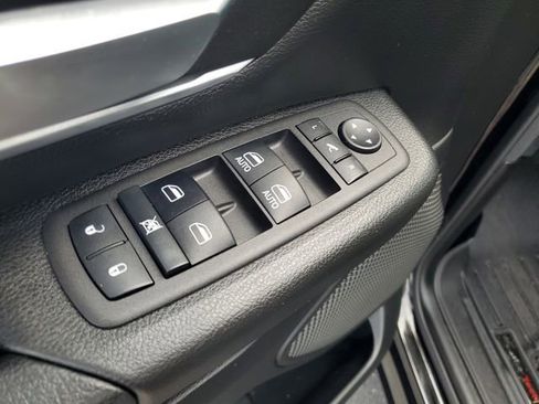 Used 2023 RAM 1500 Big Horn AWD/4WD image 22