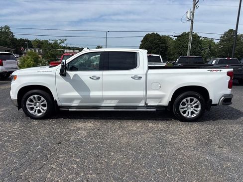 Used 2024 Chevrolet Silverado 1500 LTZ w/ LTZ Premium Package AWD/4WD image 4