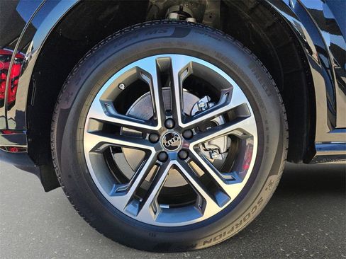 New 2025 Audi Q5 Premium image 33