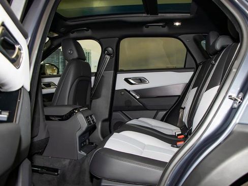 Used 2026 Land Rover Range Rover Velar Dynamic SE image 22