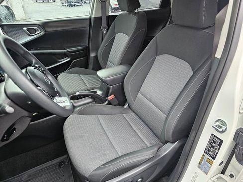 Used 2021 Kia Soul S image 22