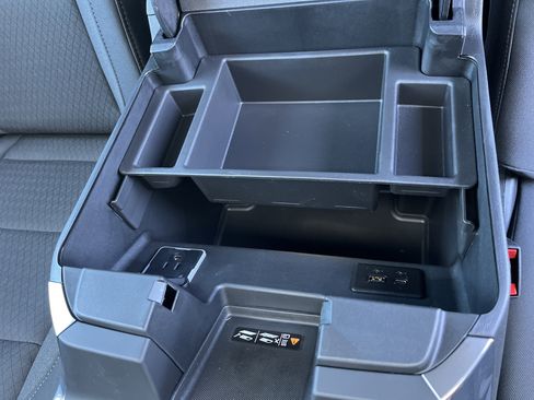 New 2026 GMC Sierra 1500 Elevation image 27