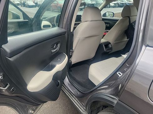 Used 2024 Honda HR-V LX image 14
