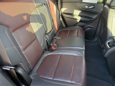 Used 2022 Chevrolet Blazer RS w/ Enhanced Convenience Package image 23