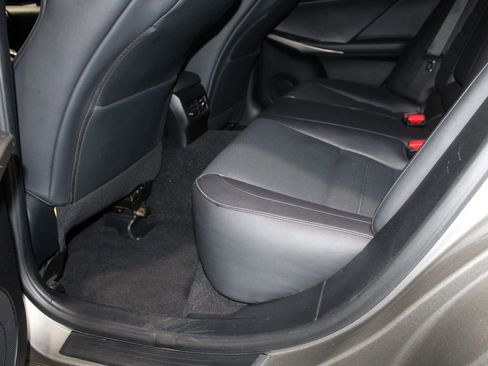 Used 2016 Lexus IS 200t image 14