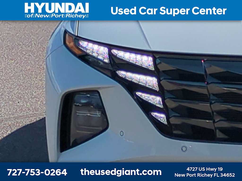 Certified 2022 Hyundai Tucson Limited w/ Cargo Package FWD image 9