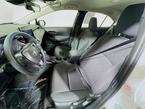 Certified 2024 Toyota Corolla LE image 19