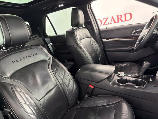 Used 2018 Ford Explorer Platinum AWD/4WD image 36
